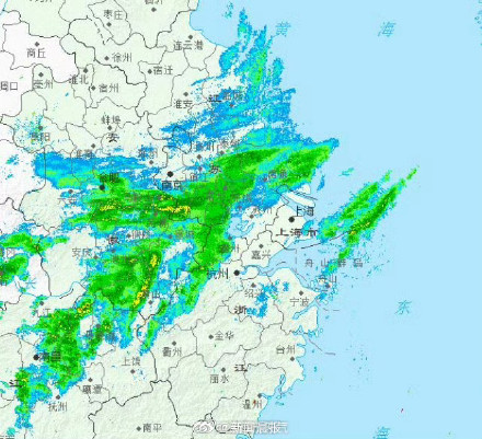 错过第一波不怕！上海的雪还没下完