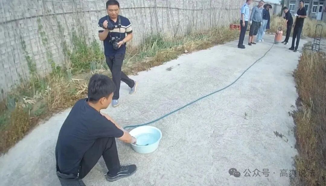 男子深夜打开他人家中液化气罐泄愤，后果很严重！