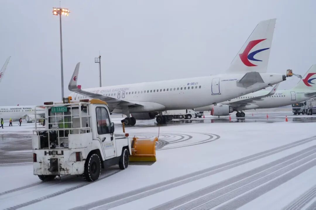 多条途经江苏高铁临时停运，南京禄口机场已取消7个航班