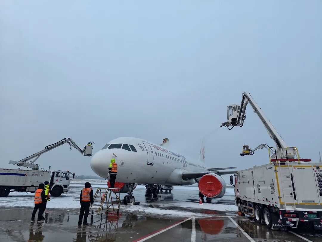 多条途经江苏高铁临时停运，南京禄口机场已取消7个航班