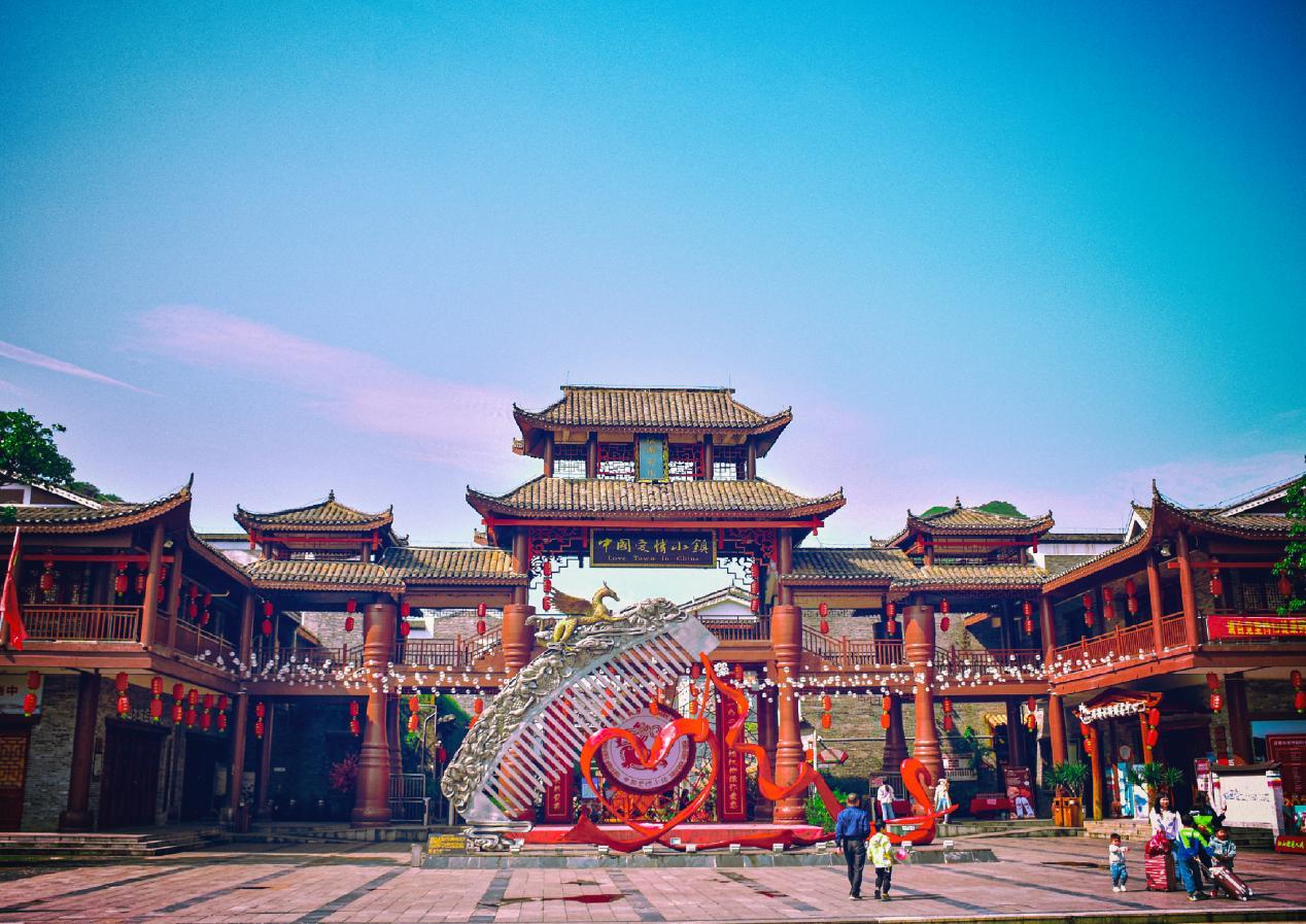 看CMG群众足球邀请赛，赴永州过瑶乡大年！