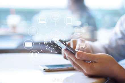 一些企业强制征用员工朋友圈