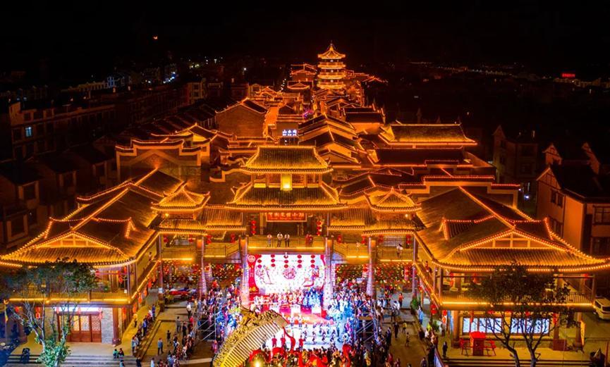 看CMG群众足球邀请赛，赴永州过瑶乡大年！