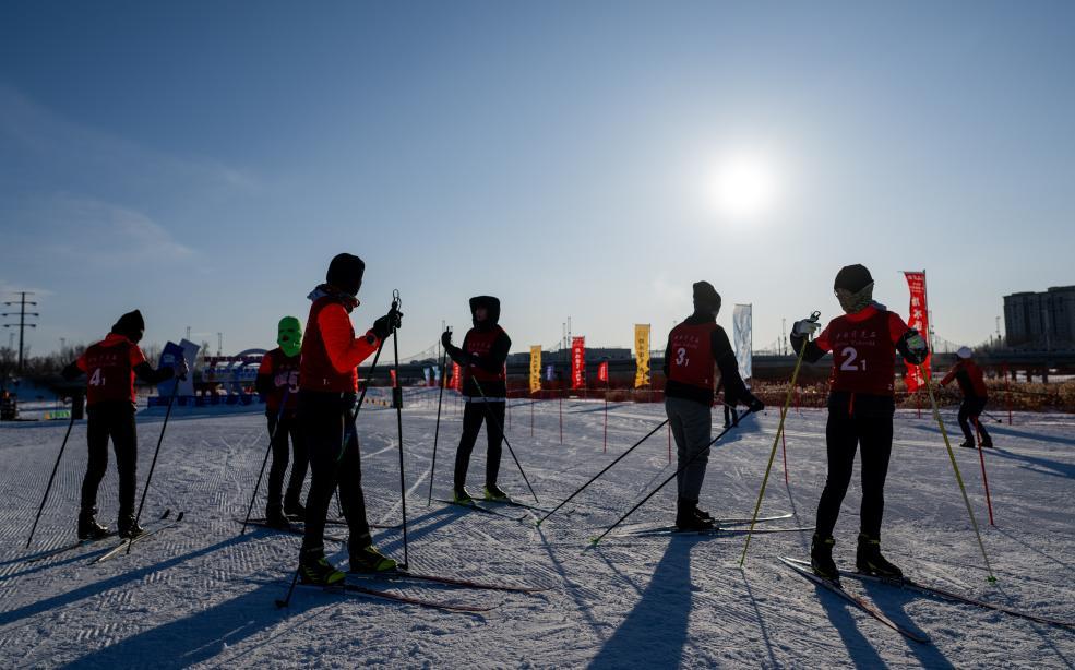 她们，绽放在中国冷极