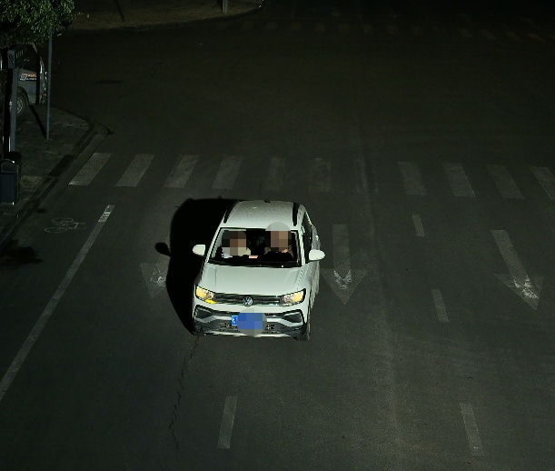 段子都不敢这么编！一辆车上查出7人无证驾驶，还包含4名未成年人