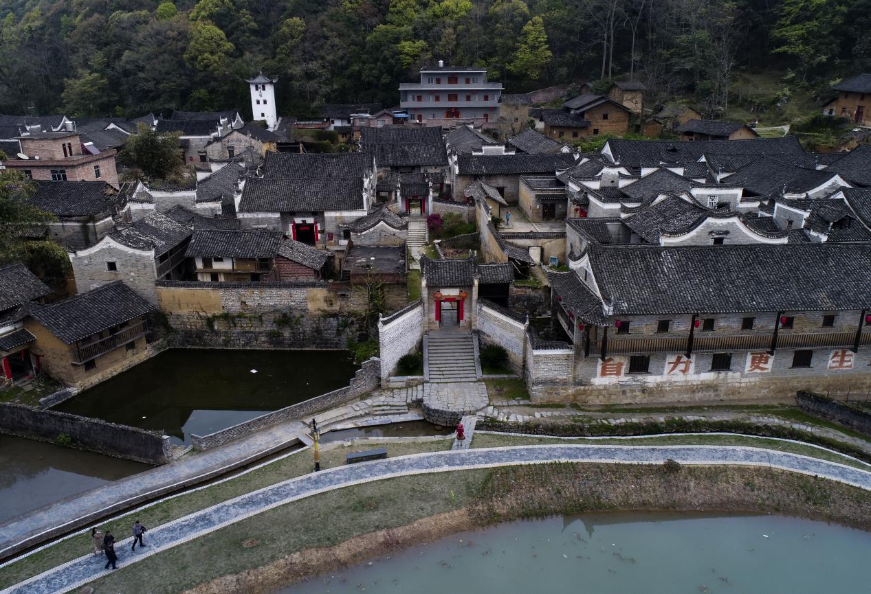 看CMG群众足球邀请赛，赴永州过瑶乡大年！