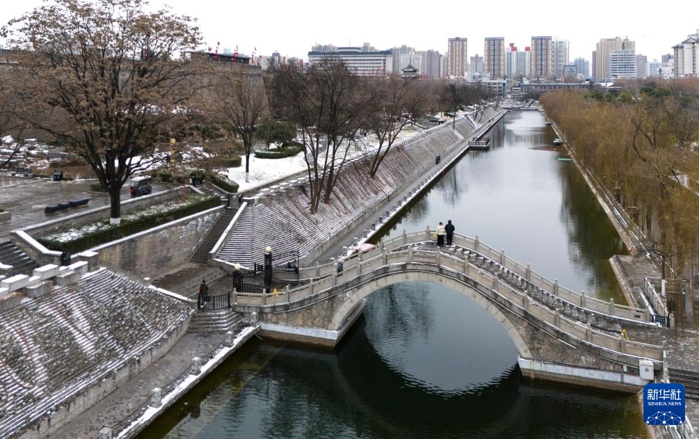 西安护城河水系70余年后首次全线贯通
