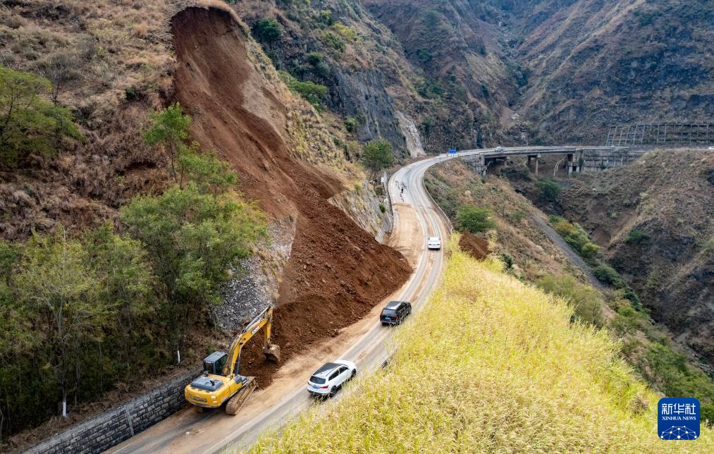 云南巧家地震救灾工作有序开展