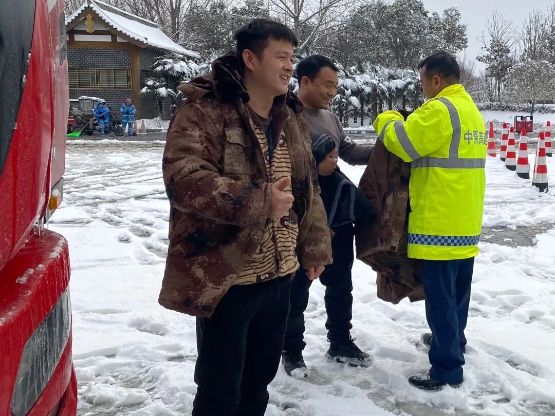 河南暴雪，网友：错怪气象台了！周末雨雪补货，积雪消融或需一周