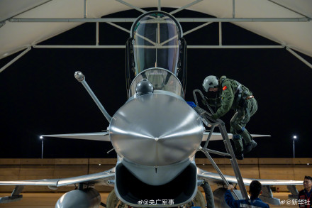 帅！咱家战机高清大片有点帅