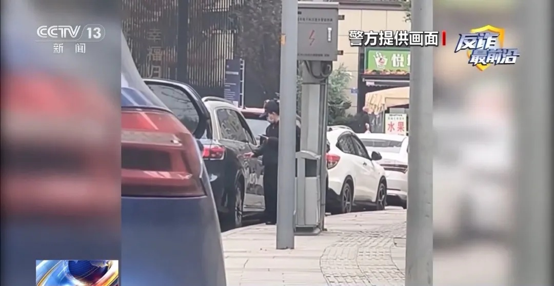 100万被骗款刚被拦截，被骗大姐心存幻想，又取出大笔现金外出交易……