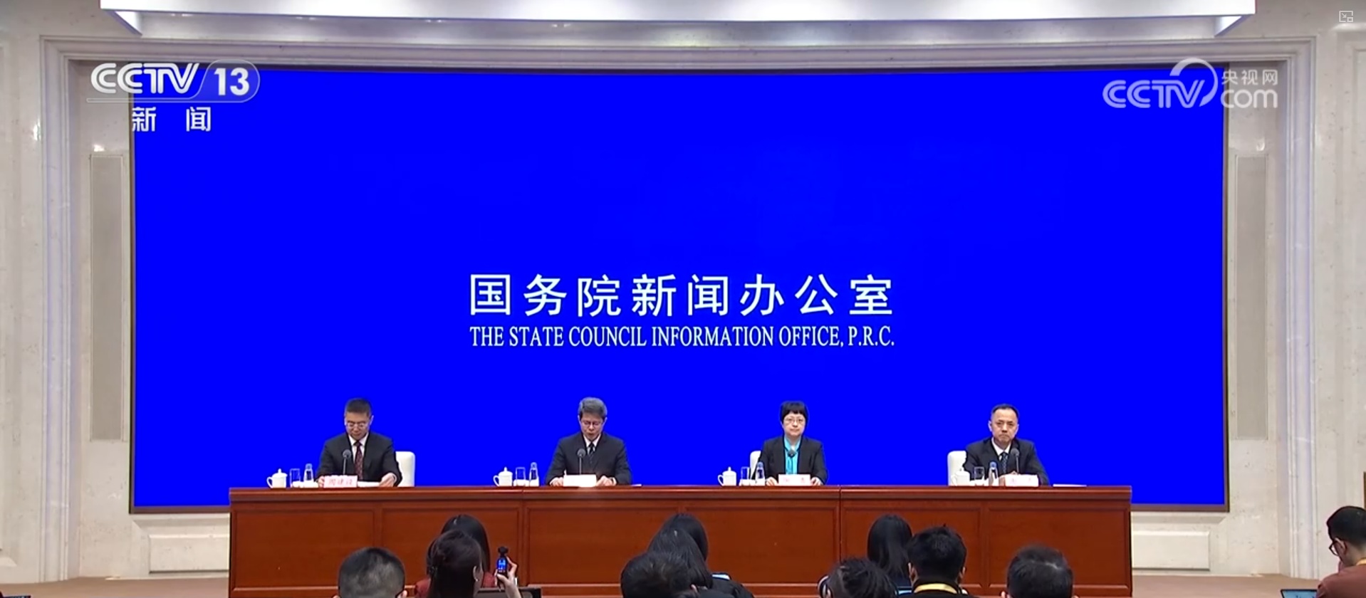 2025年工业和信息化发展顺利完成全年主要目标 “压舱石”作用稳固
