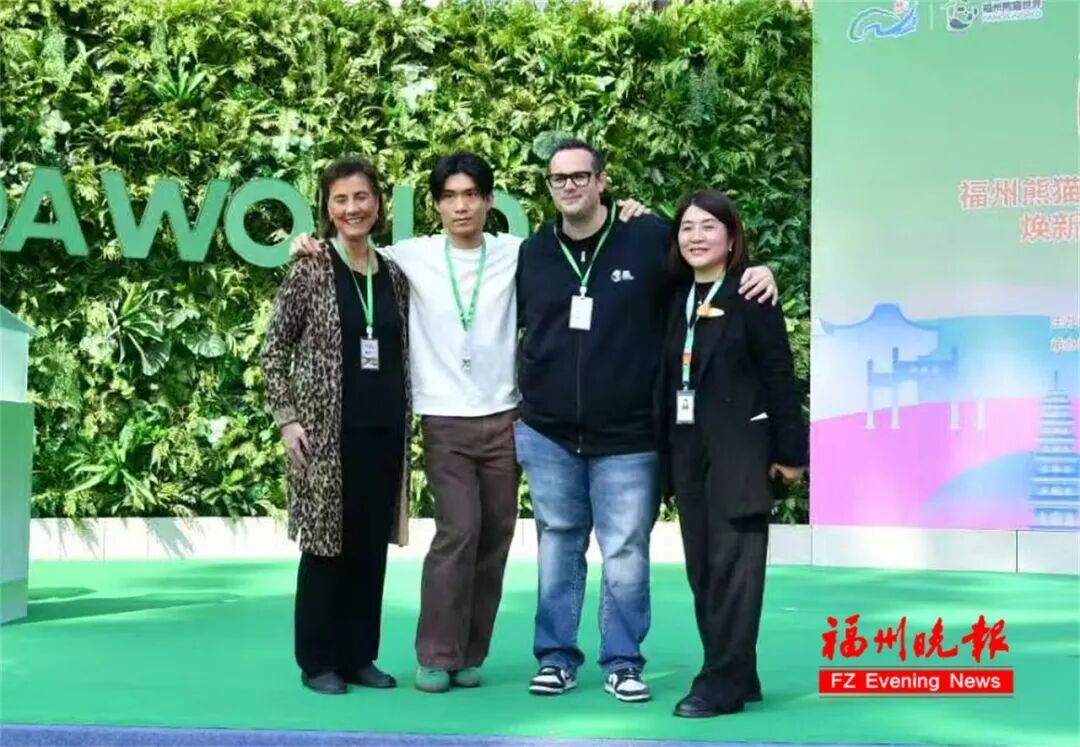 漂洋过海来看你!一位74岁美国老太的“熊猫情缘” 漂洋过海来看你!一位74岁美国老太的“熊猫情缘”