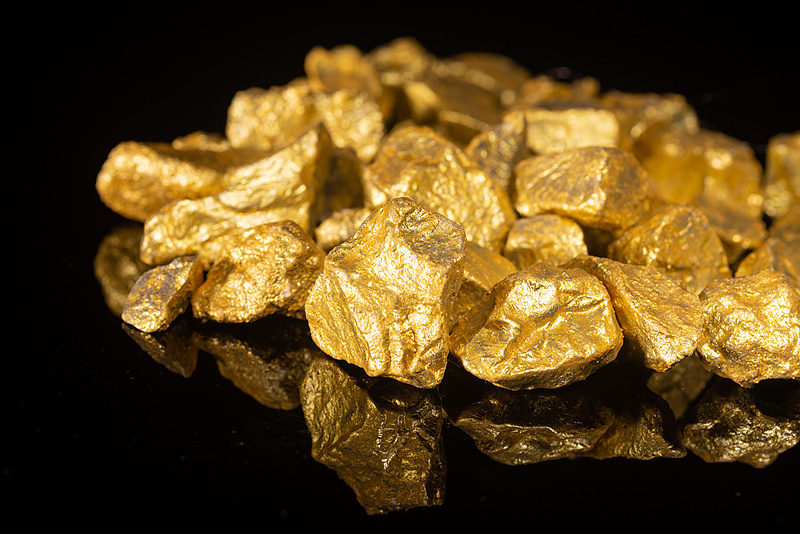 地缘局势紧张拉动国际金银价格再创新高