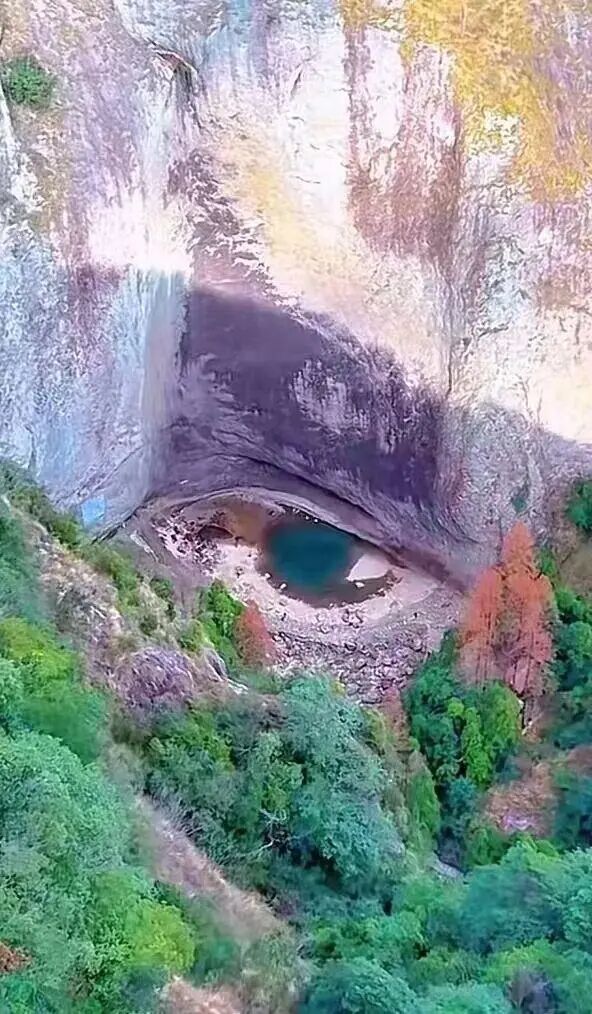 浙江一景区惊现奇观！导游：23年首次遇到