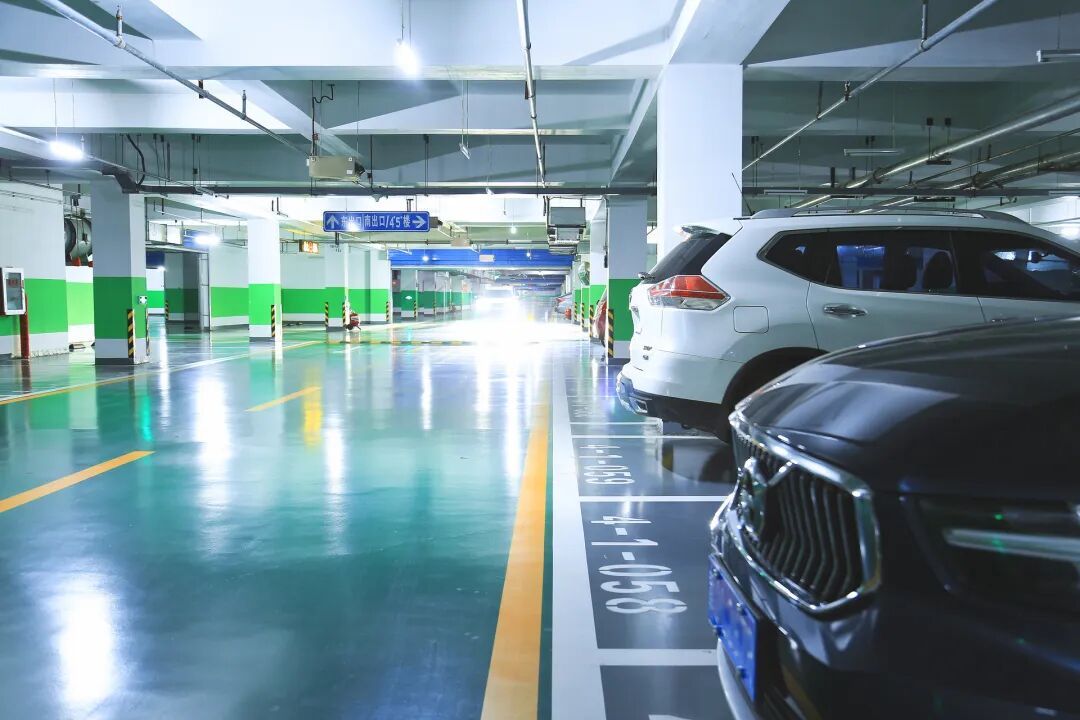 蝌学零距离丨在地下车库待久了会怎样?看完我赶紧溜了 蝌学零距离丨在地下车库待久了会怎样?看完我赶紧溜了