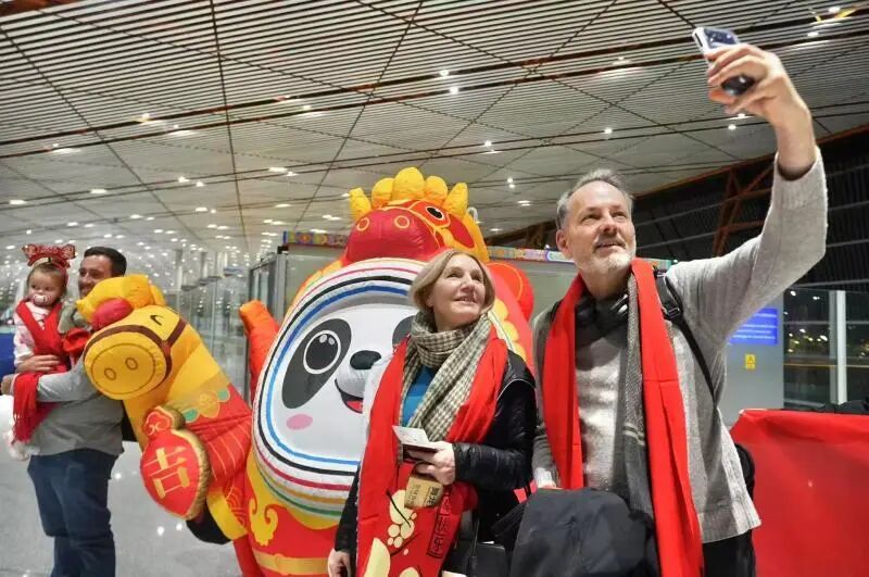 北京这波“操作”好感度拉满!2025年全年接待入境游客548万人次,创历史新高 北京这波“操作”好感度拉满!2025年全年接待入境游客548万人次,创历史新高