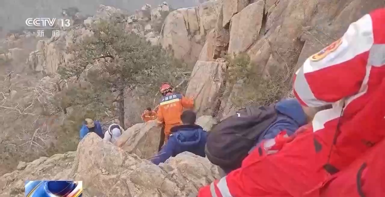 野外徒步受热捧 警惕社交平台“网红路线”藏险情