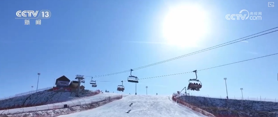 “服务上新+业态升级”推升“冷资源”热力 以雪为“媒”带旺周边产业激活消费新动能