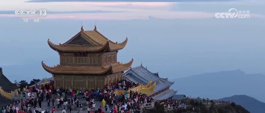 外溢产值3390.95亿元！“电影+”消费热浪溢出影院 释放文化经济增长新空间