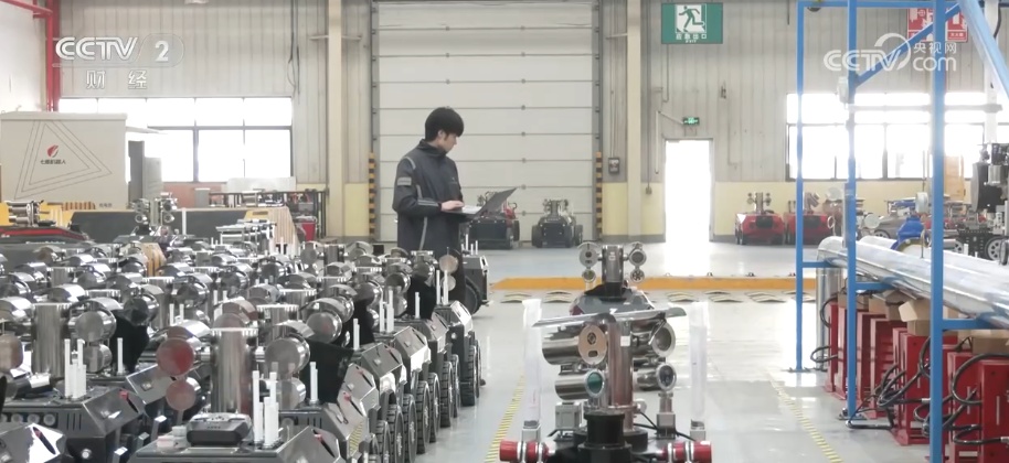 新技术催生“未来感”新职业 激发就业市场澎湃活力释放无限可能