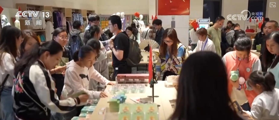 外溢产值3390.95亿元！“电影+”消费热浪溢出影院 释放文化经济增长新空间