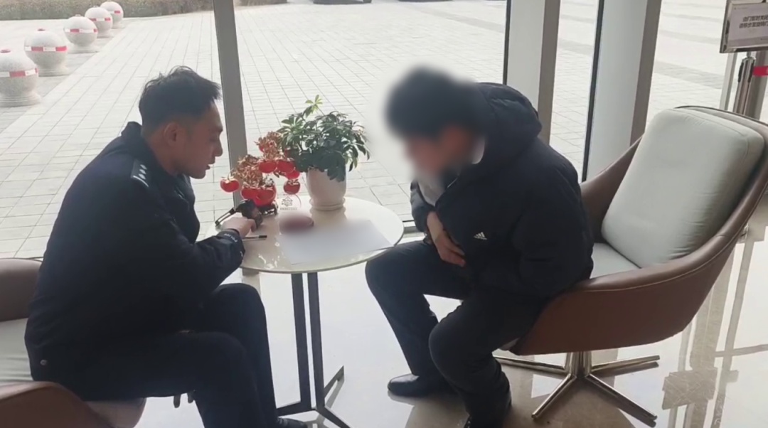 青岛王先生接通一电话，民警立即找上门……