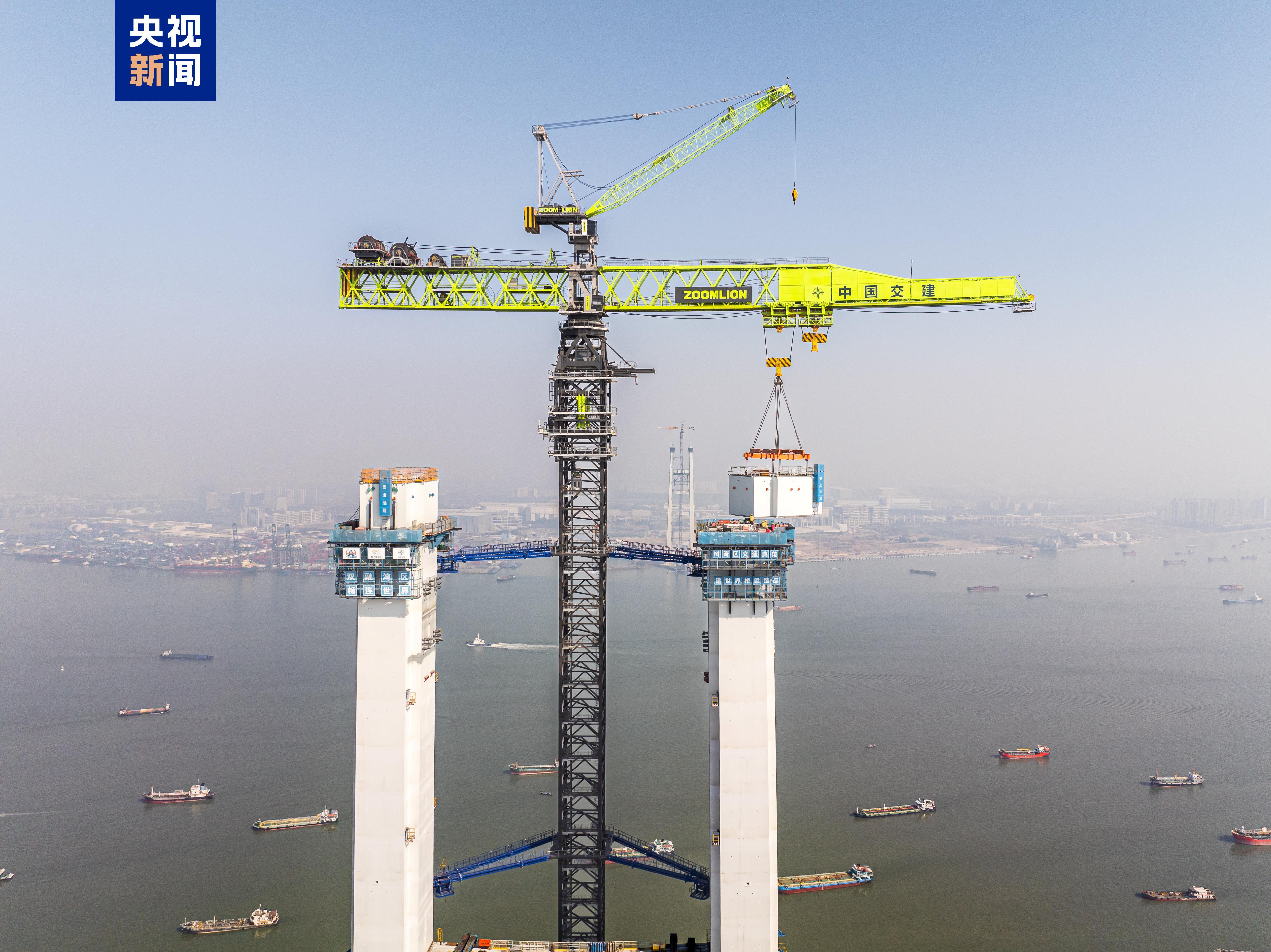 狮子洋通道主桥桥塔突破300米 计划4月封顶