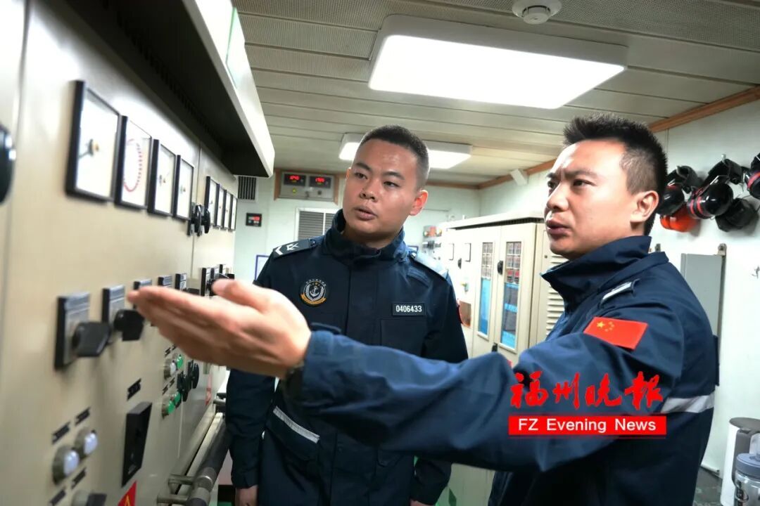 舰艇“心脏”守护者!福州海警吴万忠,有绝活! 舰艇“心脏”守护者!福州海警吴万忠,有绝活!