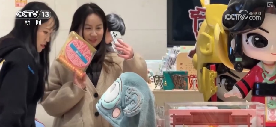 外溢产值3390.95亿元！“电影+”消费热浪溢出影院 释放文化经济增长新空间