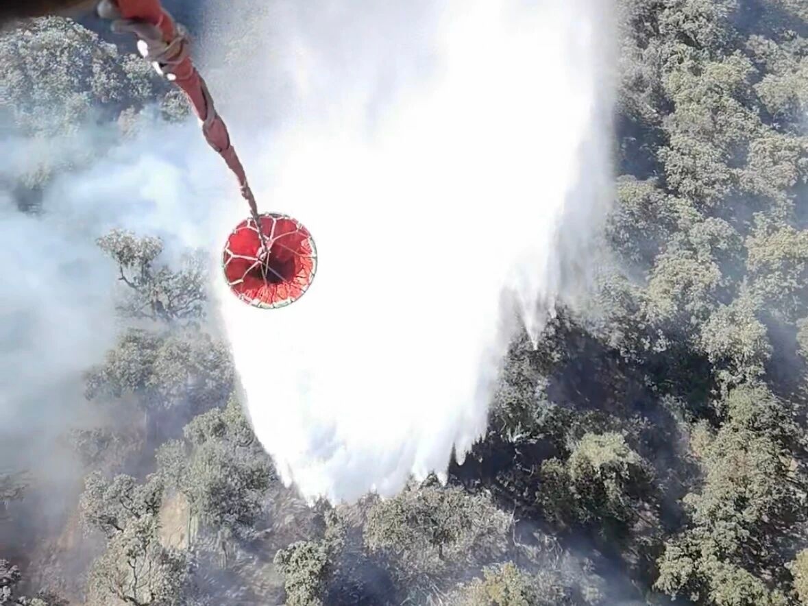 云南怒江荒火蔓延引发森林火灾 6天后明火全部扑灭