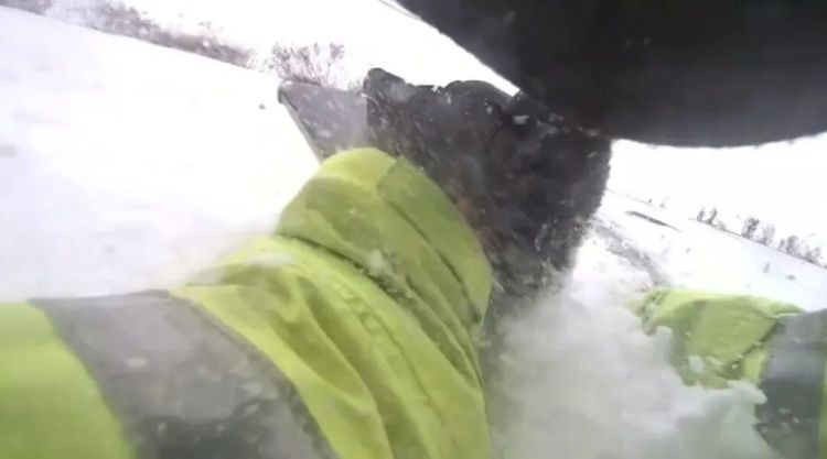 “雪中最美救援弧线”遭质疑？警方公布全程记录！