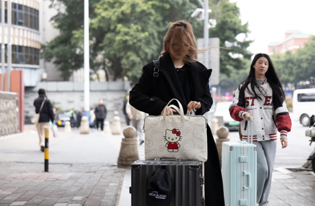 广州10年没下雪了！广州天气：要下雨了