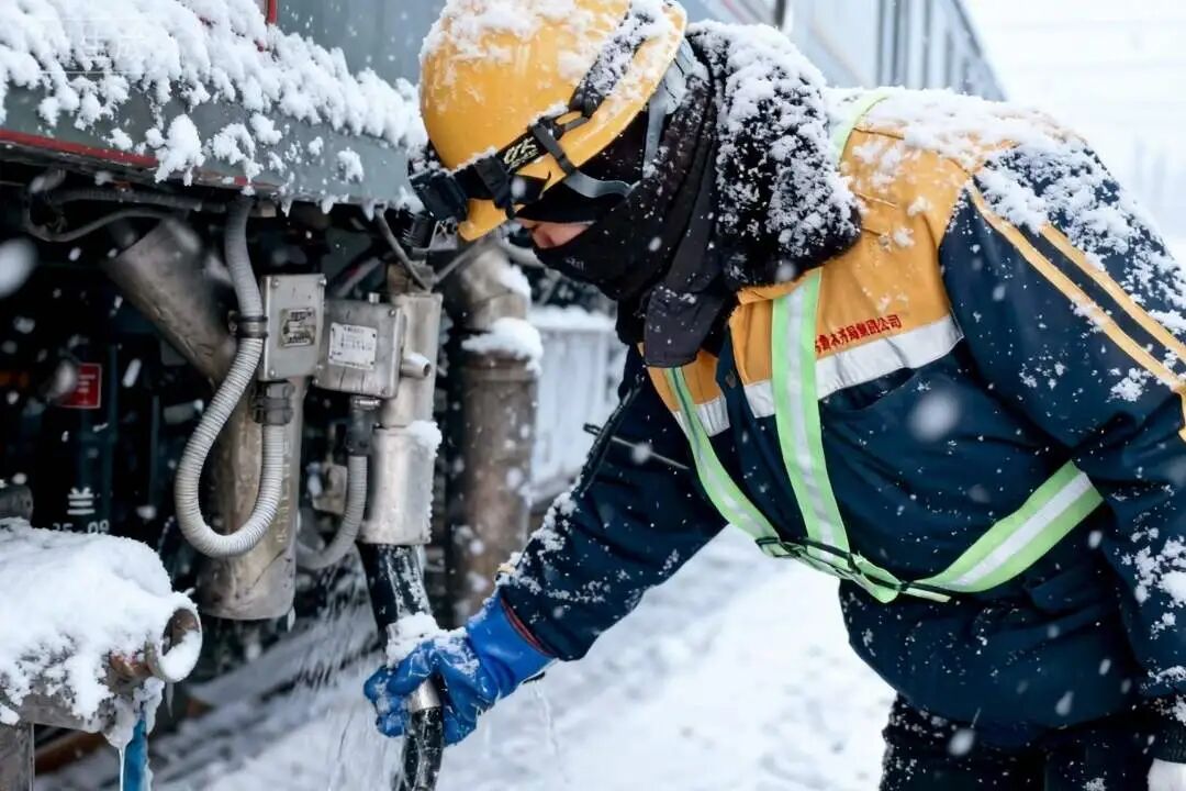 直击-40℃铁路作业现场！
