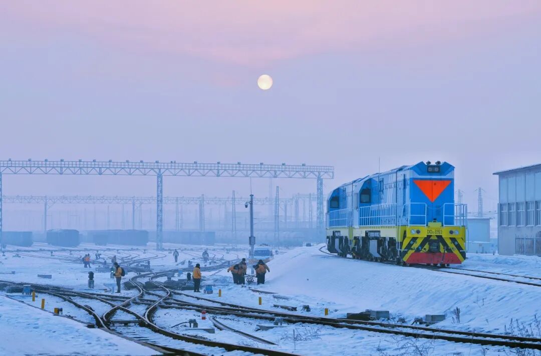 直击-40℃铁路作业现场！