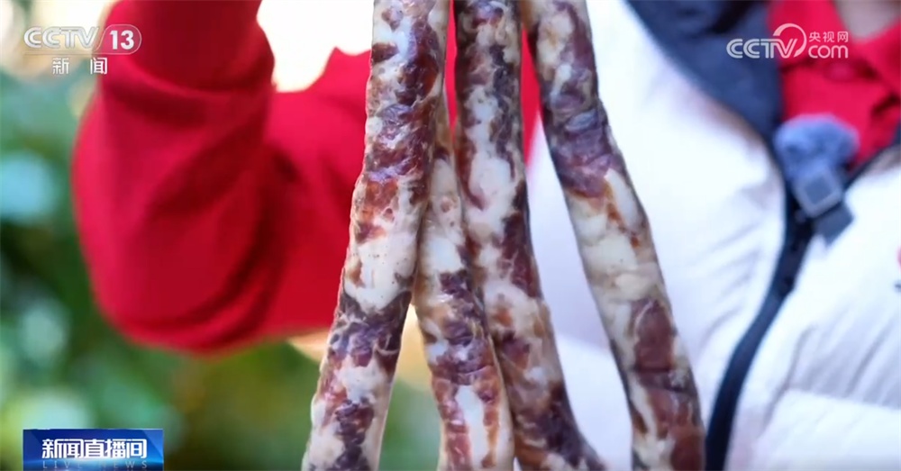 透过“舌尖”美味感受人间烟火最温暖动人的时刻 年货市场开启“备货模式” 透过“舌尖”美味感受人间烟火最温暖动人的时刻 年货市场开启“备货模式”