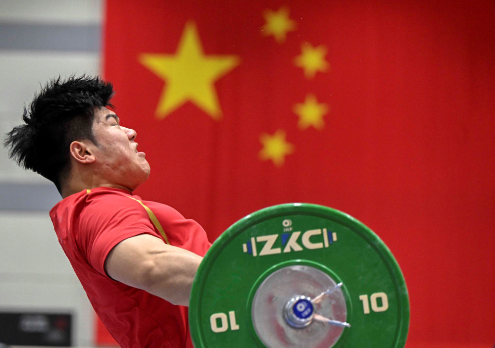 中国举重队集结冬训 以老带新迎接级别调整