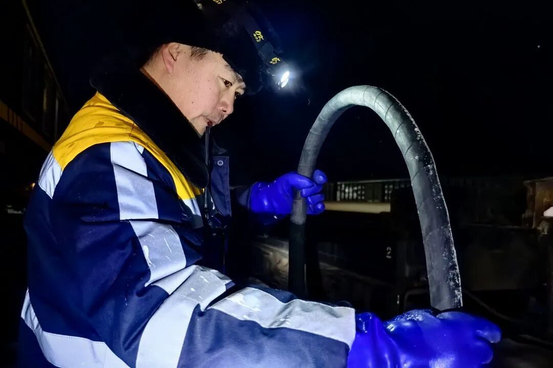 直击-40℃铁路作业现场！