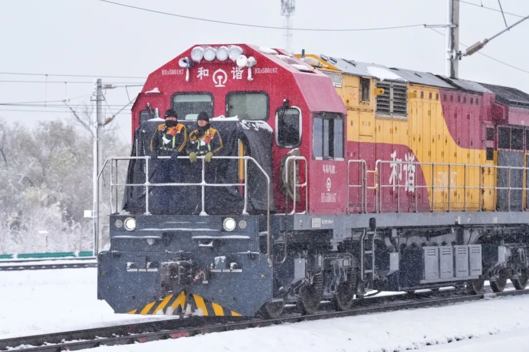 直击-40℃铁路作业现场！
