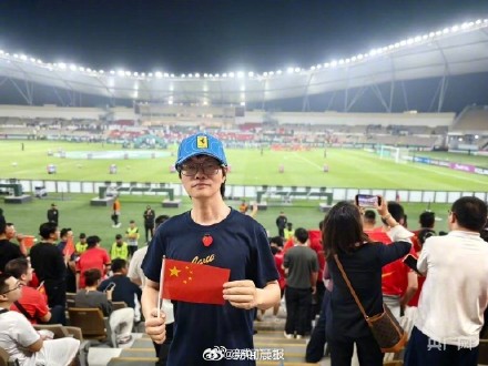 U23国足亚军，现场球迷：见证的不只是胜负 更是那股压不垮的少年心气