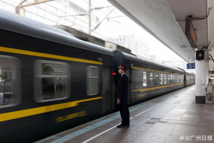 广州站全面进入高铁时代