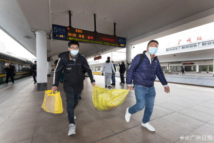 广州站全面进入高铁时代