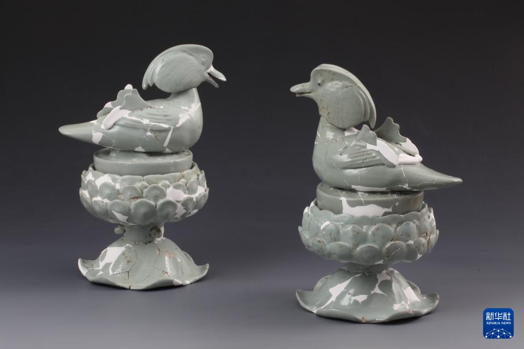 1000余件张公巷窑出土瓷器首次集中亮相 实证其官窑属性