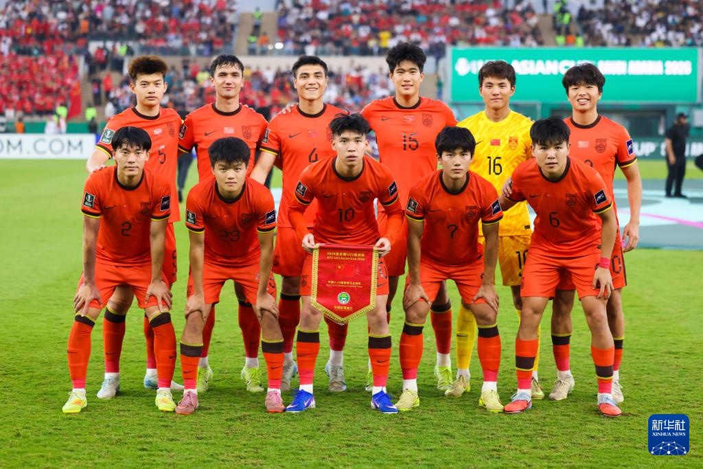 国家体育总局、中国足协凌晨发贺信：提振了中国足球的精气神！