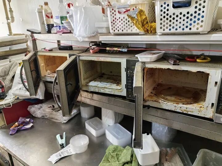 郑州外卖小哥随手拍,线索核实后将奖励50元! 郑州外卖小哥随手拍,线索核实后将奖励50元!