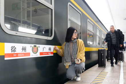 广州站全面进入高铁时代