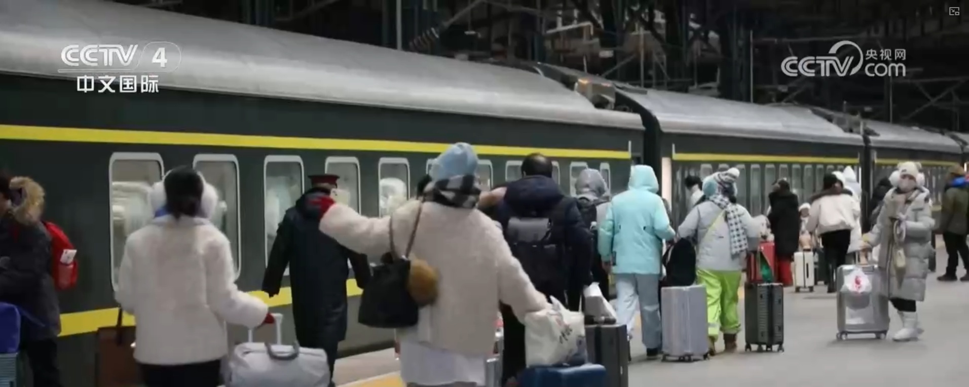 “铁路+”“古镇+”各地文旅新场景新业态“多点开花”引爆消费热情 “铁路+”“古镇+”各地文旅新场景新业态“多点开花”引爆消费热情