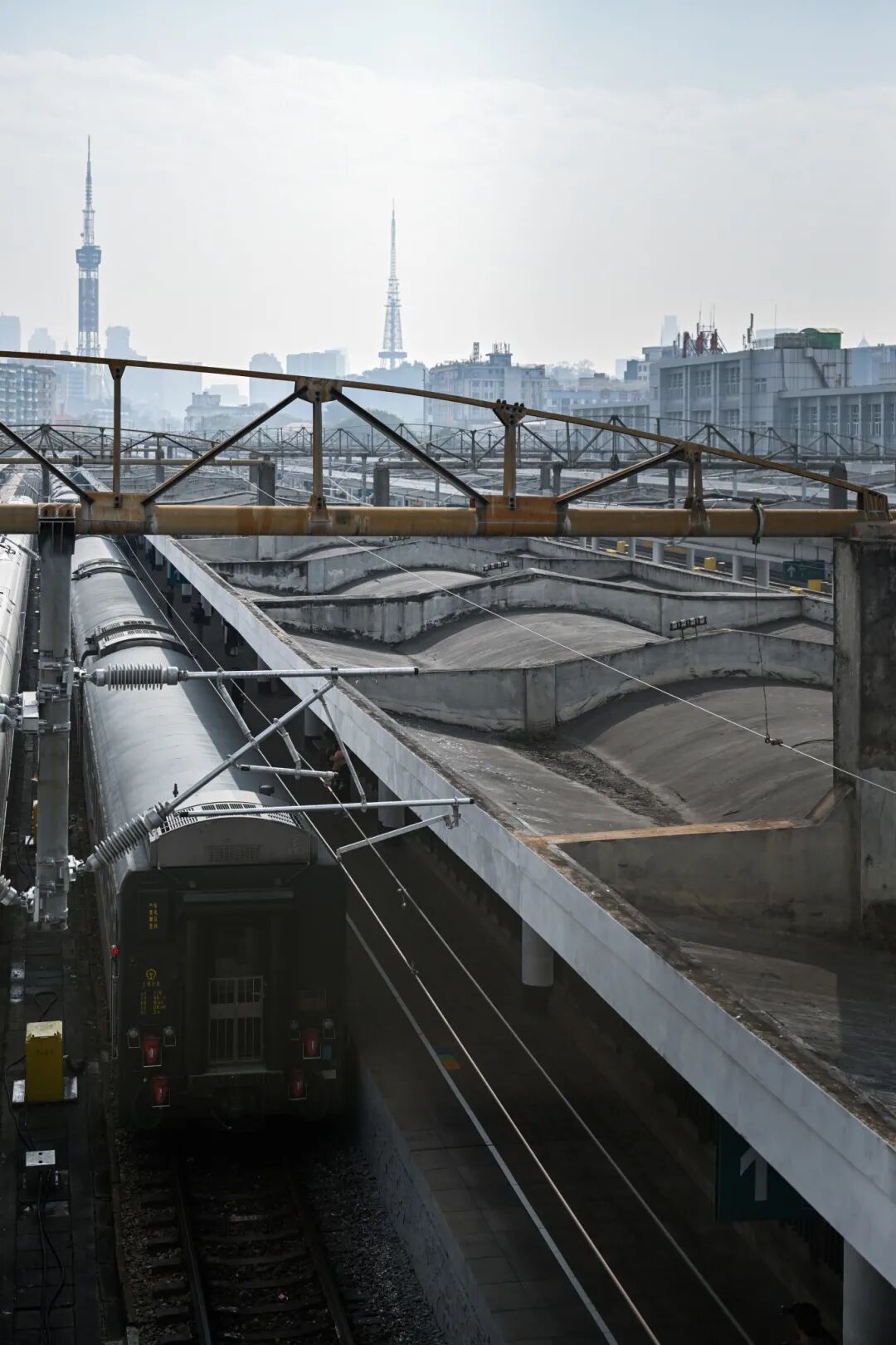 就在今天，正式告别！不少广州街坊一早去打卡