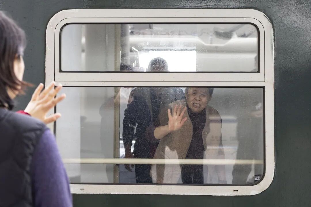 就在今天，正式告别！不少广州街坊一早去打卡