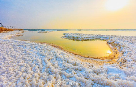 冬日限定 盐湖“硝花”绽放